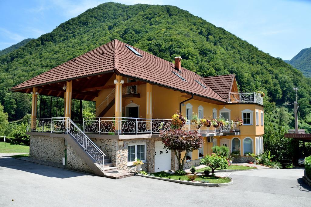 Apartment Sotocje Dolenja Trebusa Екстер'єр фото