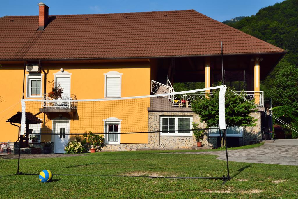 Apartment Sotocje Dolenja Trebusa Екстер'єр фото
